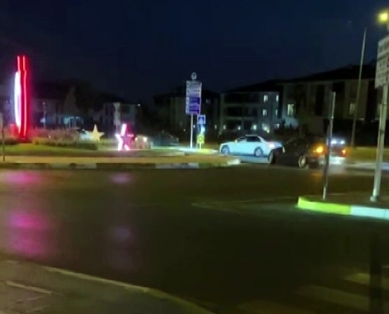 Şehrin göbeğinde attığı drift pahalıya patladı