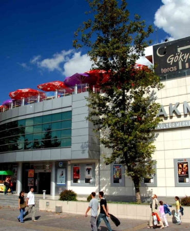 Şehrin hafızası AKM eski günlerine dönüyor