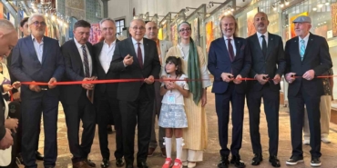 Şems ‘Doğuma ve Ölüme Bir Şahit’ sergisi Hünkar Kasrı’nda