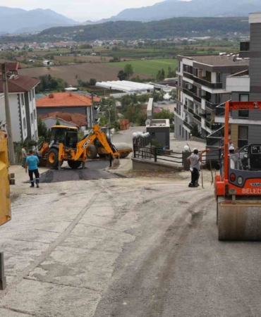 Serdivan’da asfalt çalışmaları sürüyor