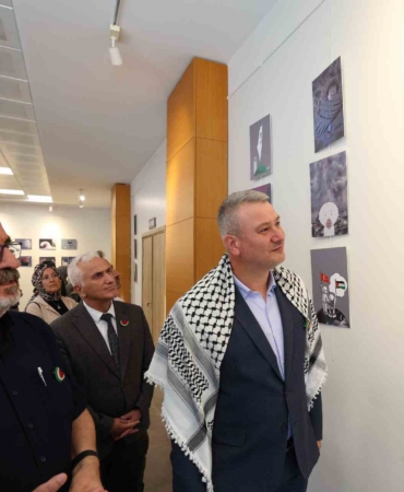 Serdivan’dan Filistin’e sanatla dayanışma