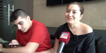 Şiddet gören otizmli gence Başkan Çerkez sahip çıktı