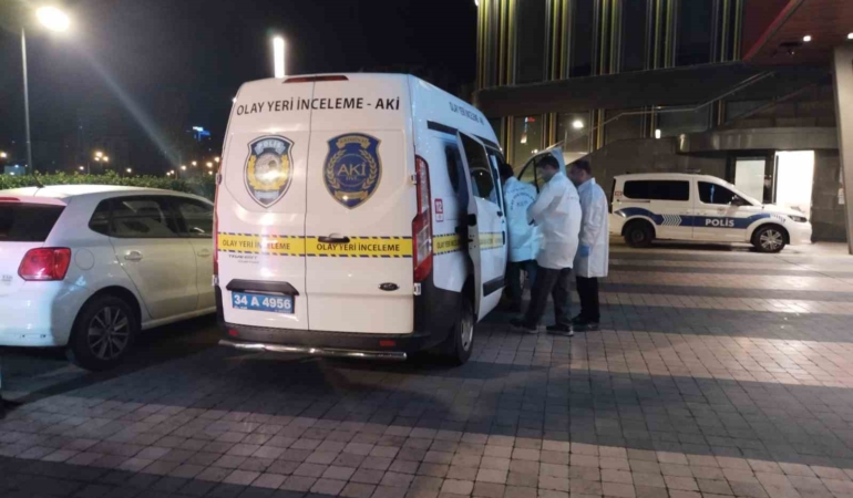 Silahlı saldırıya uğrayan Fenerbahçe’nin eski futbolcusu Serhat Akın hastaneye kaldırıldı
