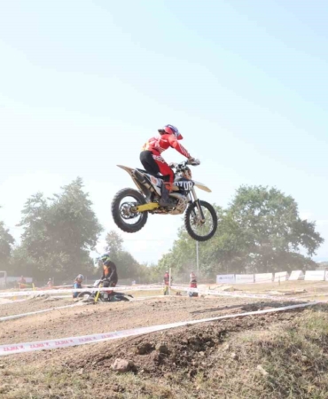 Süper Enduro Şampiyonası nefes kesti