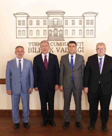 TBMM Milli Savunma Komisyonu Başkanı Akar’dan Bilecik Valiliğine ziyaret