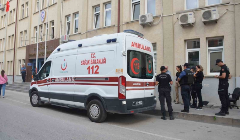Tekere dolanan elbise kazayı beraberinde getirdi