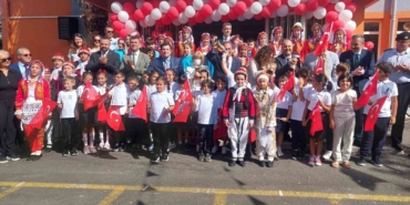 Tekirdağ’da ilk ders zili renkli görüntülere sahne oldu