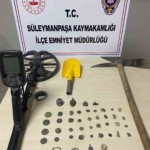 Tekirdağ’da kaçak kazı operasyonu: Tarihi eserler ele geçirildi