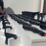 TEM’de durdurulan 3 araçtan 101 adet tabanca çıktı