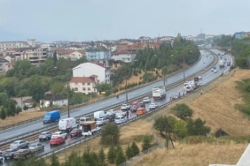 TEM’de yağmur sebebiyle kaza: 8 yaralı