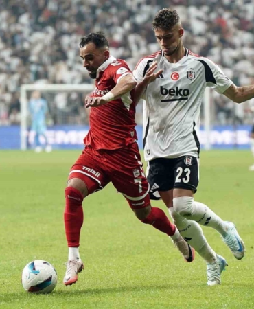 Trendyol Süper Lig: Beşiktaş: 2 - Sivasspor: 0 (Maç sonucu)