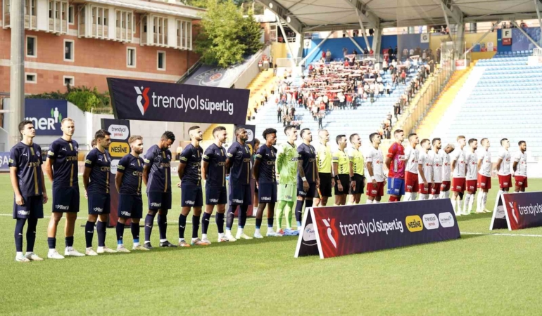 Trendyol Süper Lig: Kasımpaşa: 0 - Antalyaspor: 0 (Maç devam ediyor)
