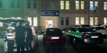 Tuzla’da düğün konvoyu yaparak yolu kapatan sürücülere ceza