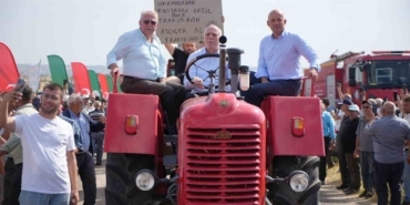 TZOB Genel Başkanı Bayraktar: "Kırsalımız yaşlanıyor, yaş ortalaması 58’e yükseldi ve gençlerimizi kırsalda tutamıyoruz"