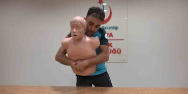 Ülker: “İlk yardımı bilen birisi topluma azami derecede faydalı olacaktır”