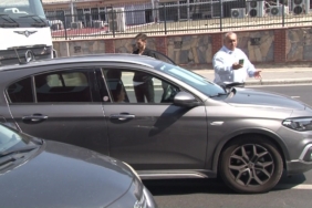 Ümraniye’de çıkan yangında sürücüler tartıştı