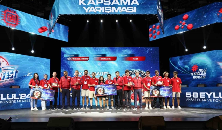 Üniversitesi öğrencilerine TEKNOFEST’ten ödül