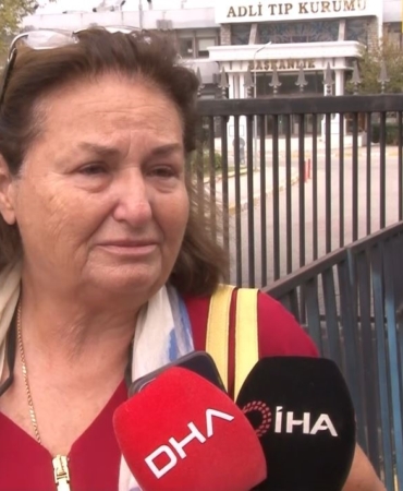 Ünlü şarkıcı Metin Arolat’ın cenazesi ablasına teslim edildi