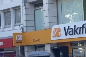Yalova’da işlemi yapılmayınca bankanın önüne otomobilini çekti