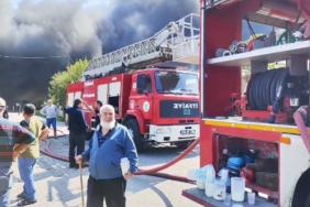 Yangın büyük ölçüde kontrol altına alındı: Mahalleli yangın bölgesine ayran taşıdı