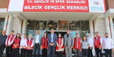 Yapımı tamamlanmak üzere olan Gençlik Merkezi inşaatında inceleme