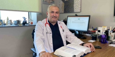 Yeni doğan uzmanı uyardı: “Tamamlayıcı besine erken geçilmesi birçok hastalık oluşturabilir”