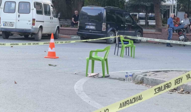Yol verme kavgasında 1 kişiyi tabancayla öldüren ağabey ve kardeşi yakalandı