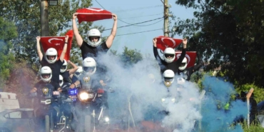 Yunus timlerinden nefes kesen gösteri