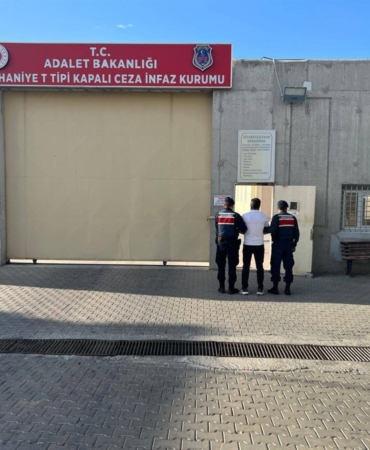 22 yıl kesinleşmiş hapis cezası bulunan kişi jandarma tarafından yakalandı