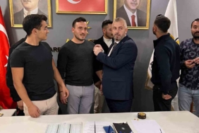 AK Parti’ye farklı partilerden katılım sürüyor