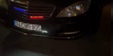 Aracında çakar sistem kurulu sürücü denetimde yakalandı