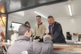 Arnavutköy’de Dünya Kahve Günü’nde binlerce kahve vatandaşa ikram edildi