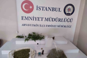 Arnavutköy’de şüpheli araçtan ve evden uyuşturucu çıktı: 3 gözaltı