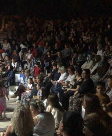 Ayvacık’ta Mahalle Muhtarı Şalvar Gecesi Düzenledi