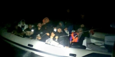 Ayvalık açıklarında 18 düzensiz göçmen kurtarıldı