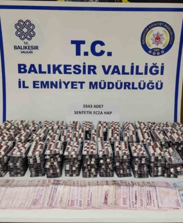Ayvalık’ta zehir tacirlerine darbe: 4 kişi tutuklandı