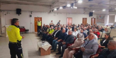Babaeski’de okul servisi şoförlerine ve rehber personele güvenlik eğitimi verildi