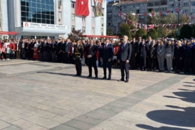 Bahçelievler Belediyesi’nden Cumhuriyet’in 101. yılına özel sürpriz: 101 çocuğa bisiklet dağıtıldı