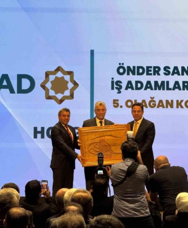 Bakan Bolat: “Deprem bölgesine iki yılda 2 trilyon liranın epey üzerinde kaynak aktarıldı”