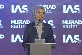 Bakan Göktaş Uluslararası Farkındalık Zirvesi’nde konuştu: "Bakanlık olarak Aile Rehberi Sistemi’ni başlatıyoruz"