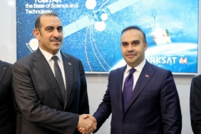 Bakan Kacır’dan sanayi ve teknoloji diplomasisi