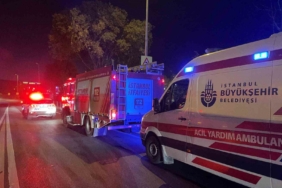 Bakırköy’de 3 aracın karıştığı zincirleme kazada 4 kişi yaralandı