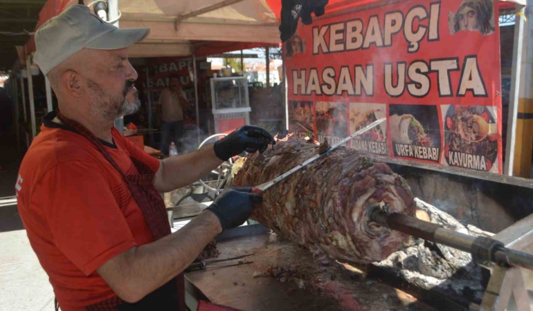 Balıkesir’de Gaziantep’in yöresel lezzetleri iştah kabartıyor