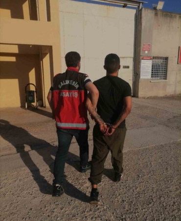 Balıkesir’de hapis cezası bulunan 12 şahıs yakalandı