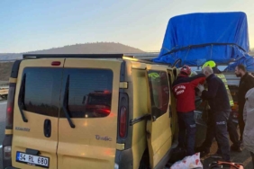 Balıkesir’de otoyolda trafik kazası: 3 yaralı