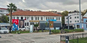 Bandırma’da tarihi bina etrafındaki tartışmalar bitmiyor