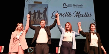 Başkan Akın: "Gençlerimizle omuz omuza çalışacağız"