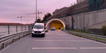 Beyoğlu’nda motosikletli Yunus ekibi kaza yaptı: 2 yaralı