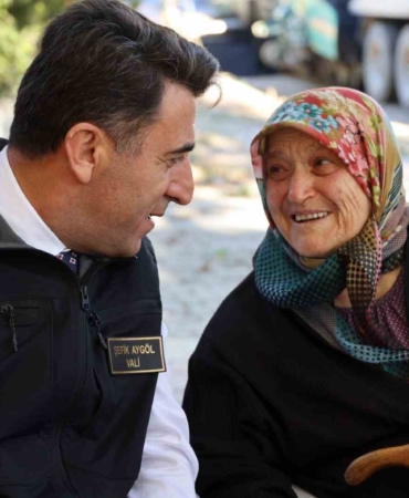 Bilecik Valisi Şefik Aygöl, Gökpınar köy sakinleri ile bir araya geldi