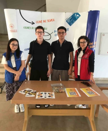 Bilecik’e üniversite için gelen öğrencilere güvenli rehber hizmeti